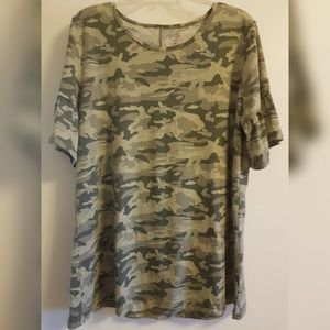 XL Tickled Teal Camo Flare Sleeve Top